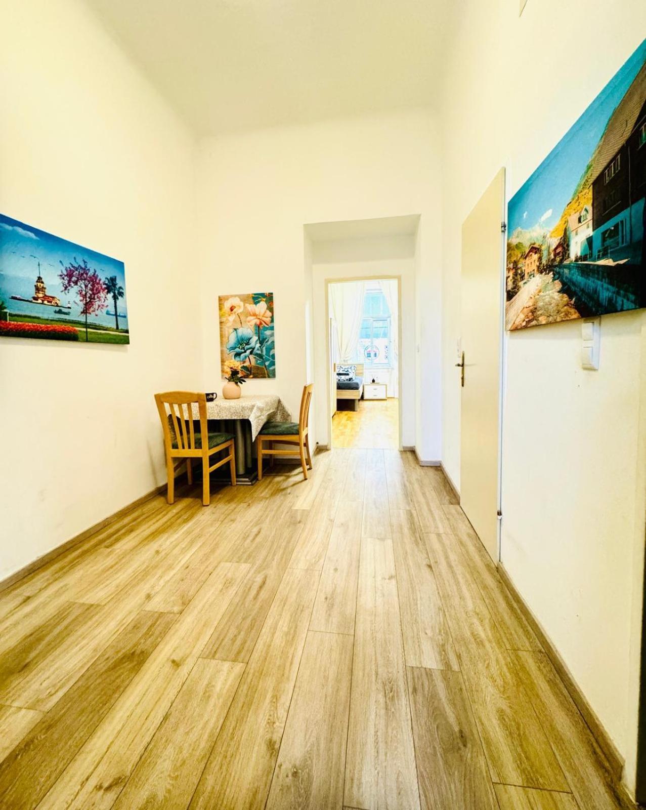 Comfy 1br For 4, 10min Transport To Stadthalle Wien